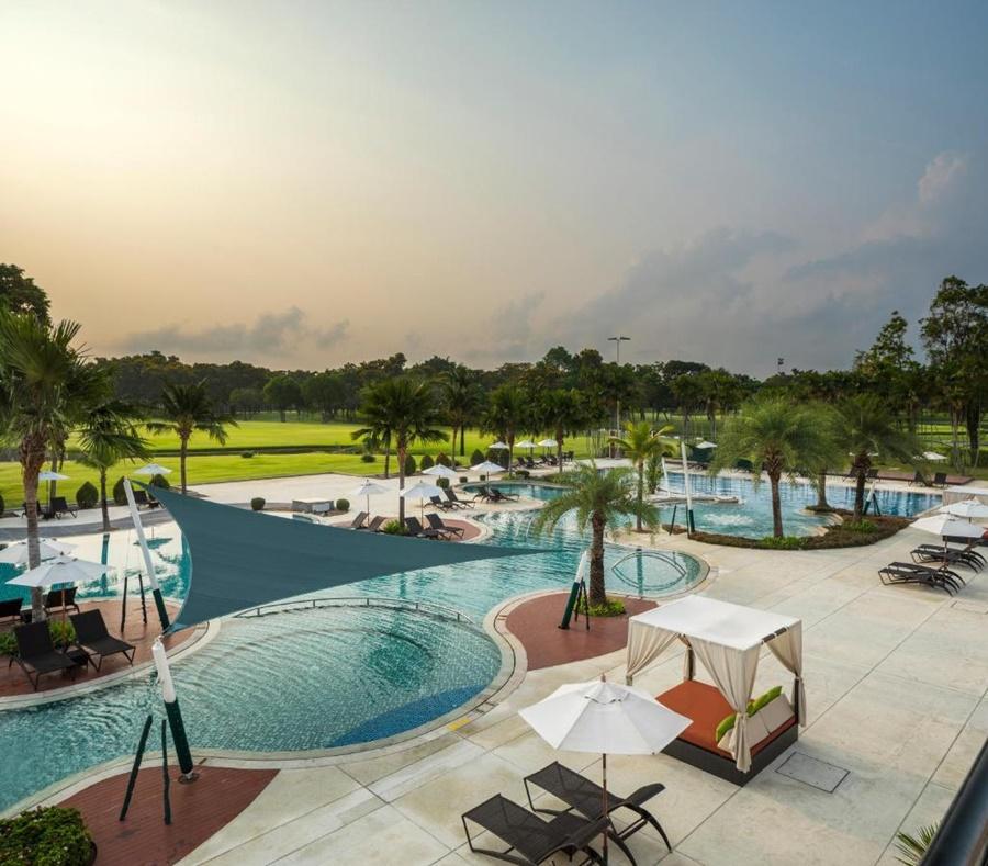 Eastin Thana City Golf Resort Bangkok Samut Prakan Exterior photo